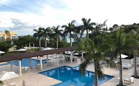 Magia Beachside Condo